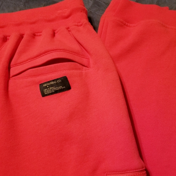 Akoo - Picture 7 of 9